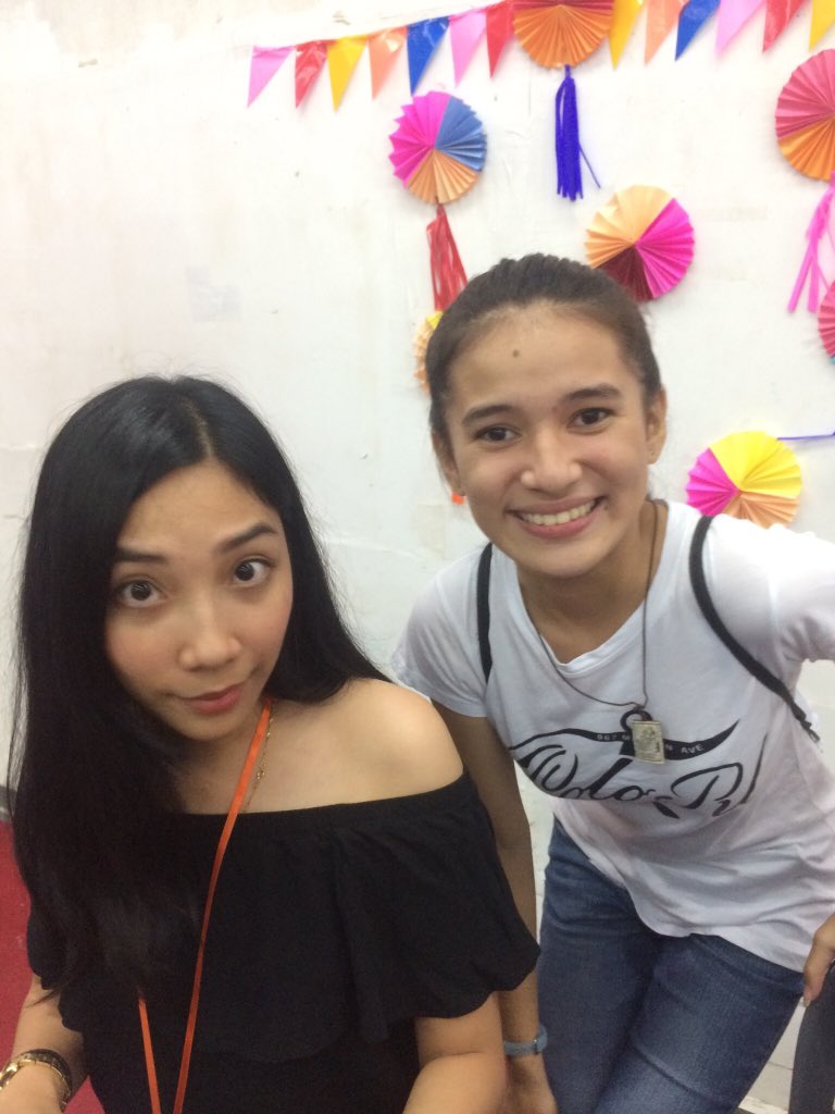 dj0neeeees's tweet photo. Ate Hanna😍💕
@hannagrio💕
#PHOWEEvolutionCebu 
#PSICOMGoesToCebu https://t.co/juC3sAGW1L