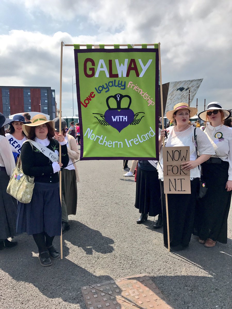 bonnersisters's tweet photo. What an amazing day and so uplifting to be surrounded by passionate determined women from across the island of Ireland today at #PROCESSIONS2018 #PROCESSIONBelfast #Belfast @ARCDonegal #NorthIsNext #NOWforNI https://t.co/HxmvkhNUY6