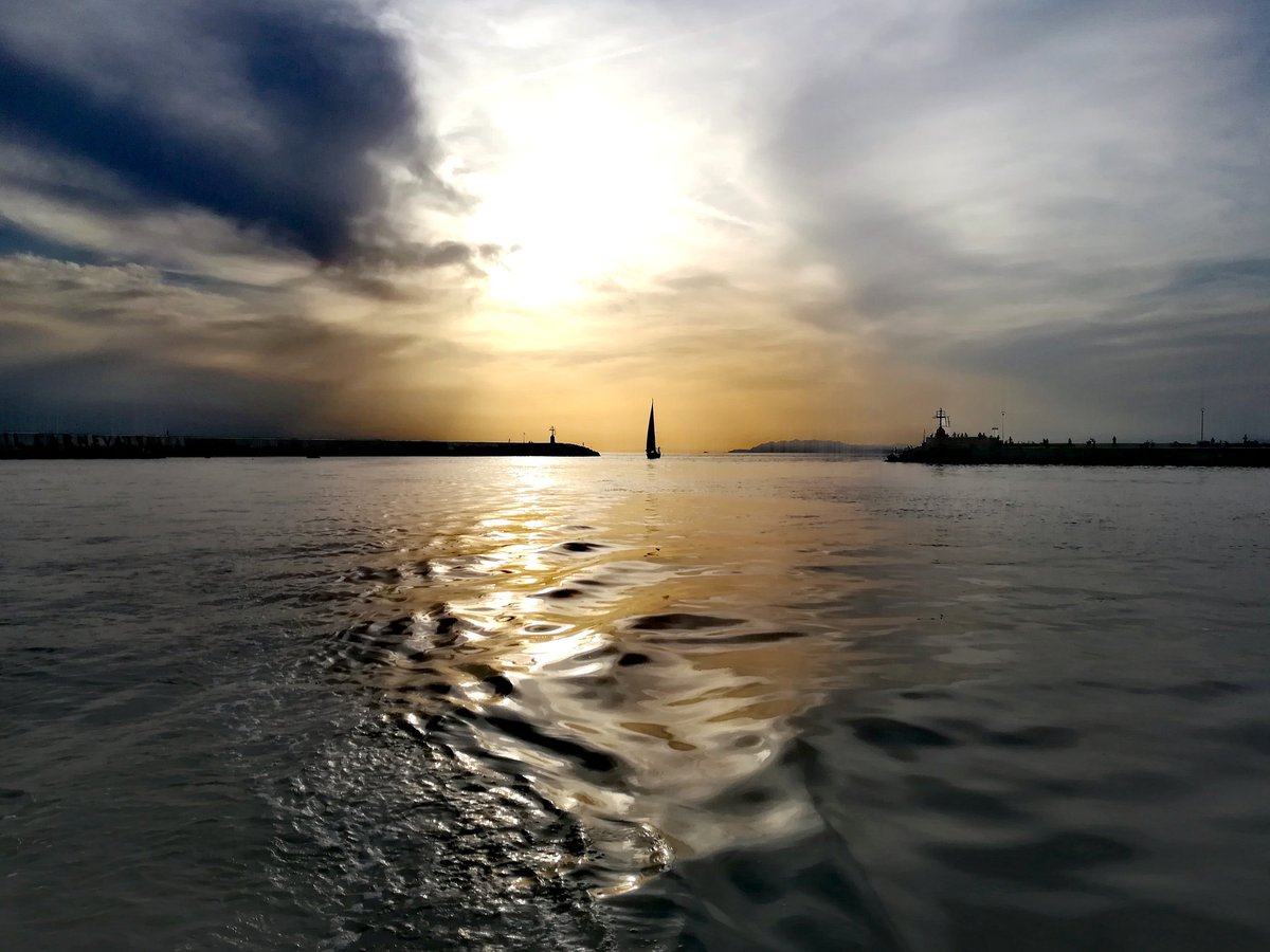 FranPasquinucci's tweet photo. #viareggio 
Foto dal gozzo! @FranPasquinucci @DavideGiannoni #travel #nature #tuscany #boatlife @turistipercaso @ https://t.co/A0rG7ttJCn
