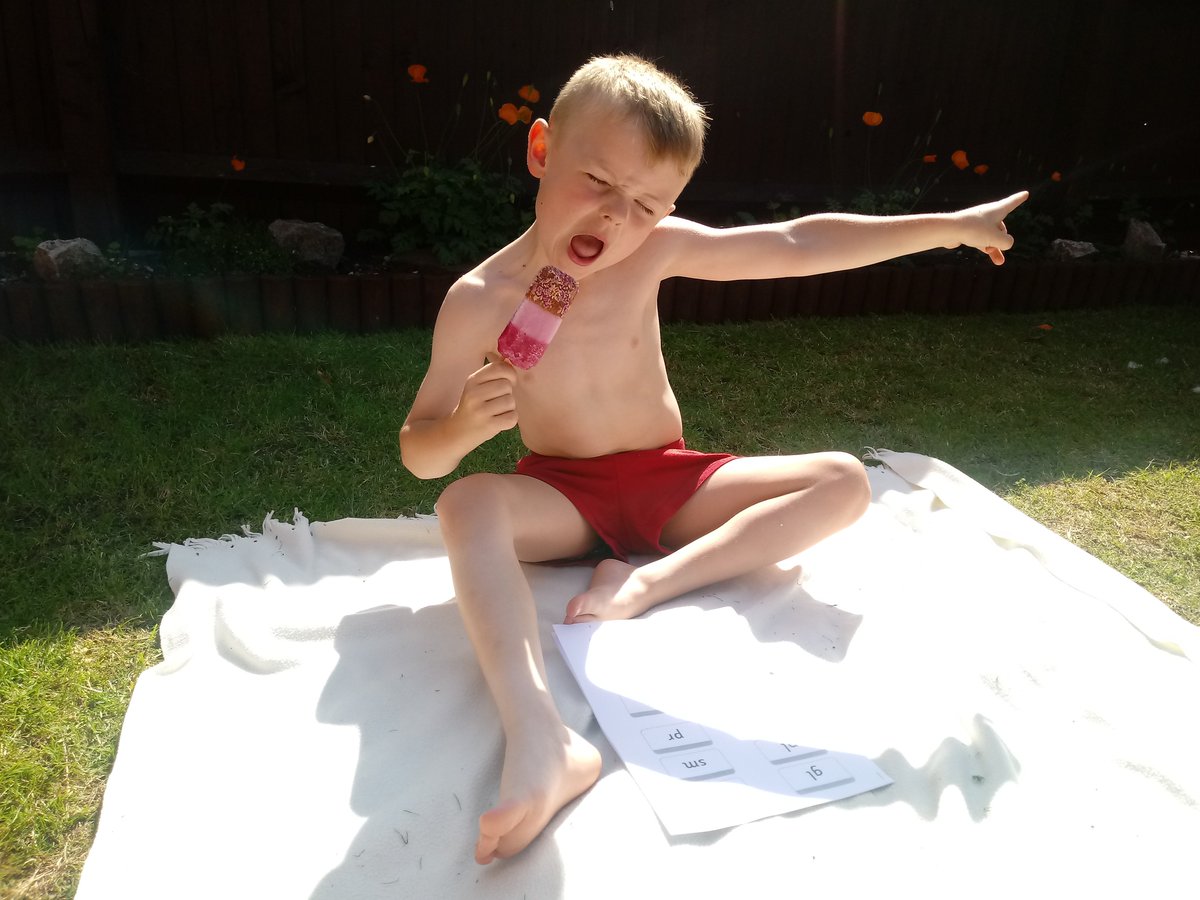 LollyLowe27's tweet photo. Eugene singing his phonics in the garden with an icecream microphone! #rockstarlearning #phonicsfuninthesun @class4stmarys @stmarysderby https://t.co/rSVGPuU4uU