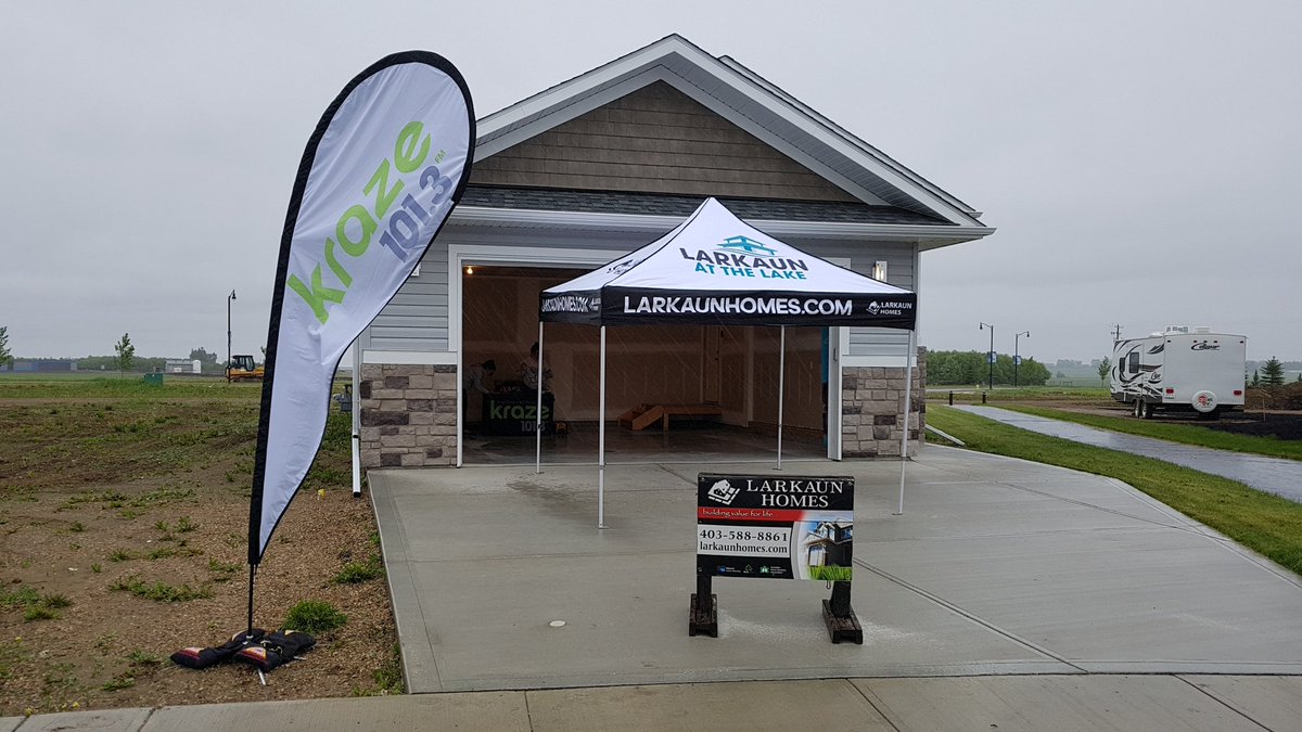 LarkaunHomes's tweet photo. Preparations are in full swing! We fear no rain in Penhold at 146 Norseman Close! #townofpenhold #melcor #Larkaunhomes #uniqueelevations COME CHECK US OUT! https://t.co/3hqHQ2K7NV