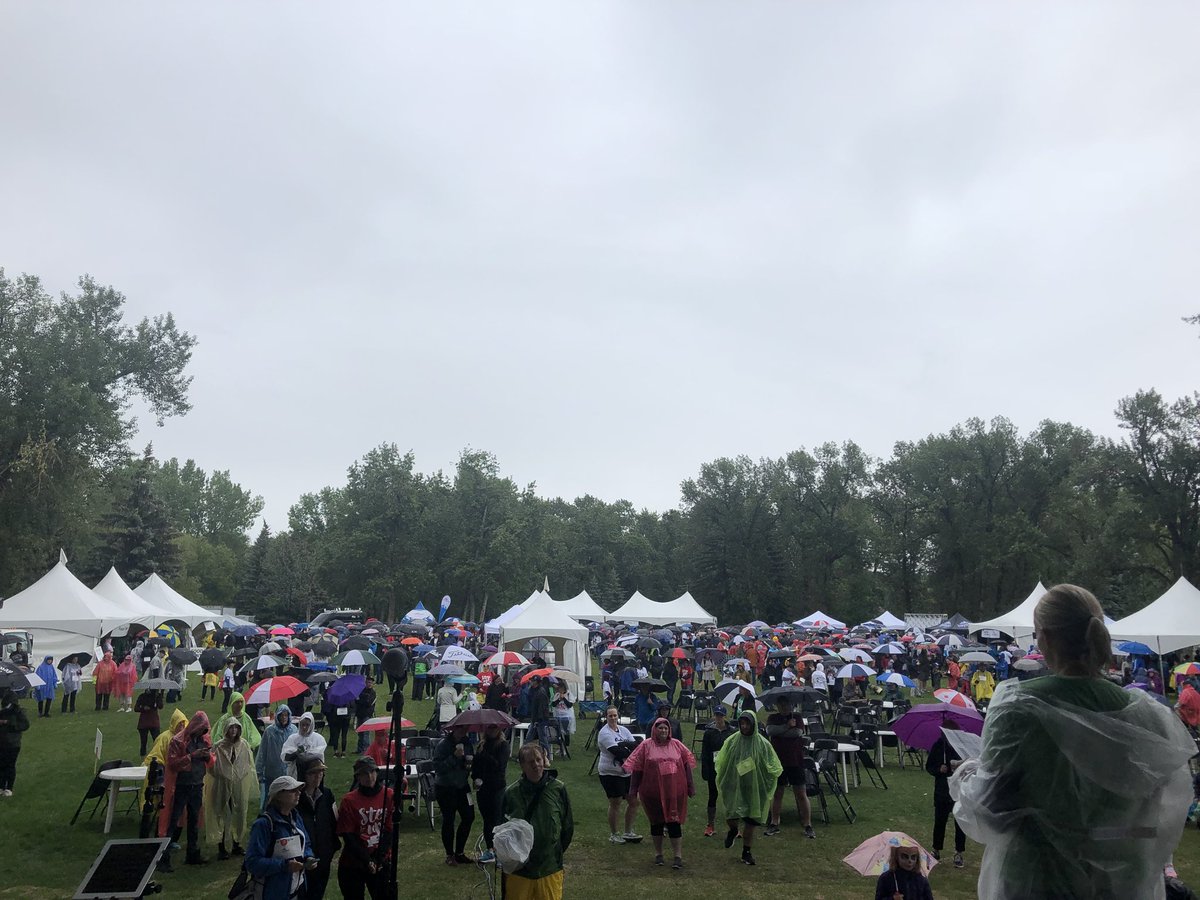 ldotrae's tweet image. Shout-out to all the tough nuts that came out for the #MSWalkYYC today! It rained the entire time, but still tons of people participated. PLUS, they raised $430,000. 😮 Great job #YYC!