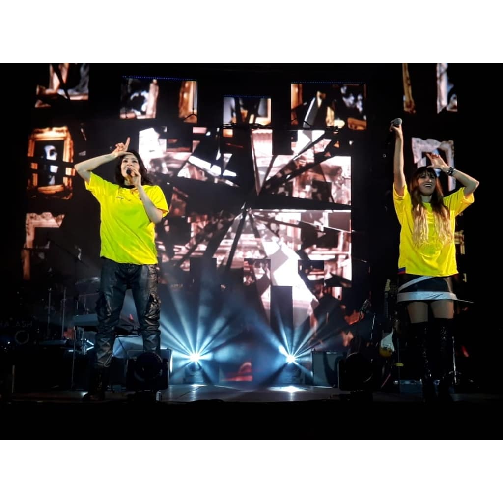 MyriamParrales's tweet photo. Gracias @haashoficial por hacernos vivir una increíble noche 🎉 siempre dando lo mejor de uds en el escenario, esperamos que vuelvan pronto.. Las amamos 🍭🎁❤️❤️🎉 #Gira100AñosContigo #Ecuador #Guayaquil #9dejunio https://t.co/Oe7uWTMUkd