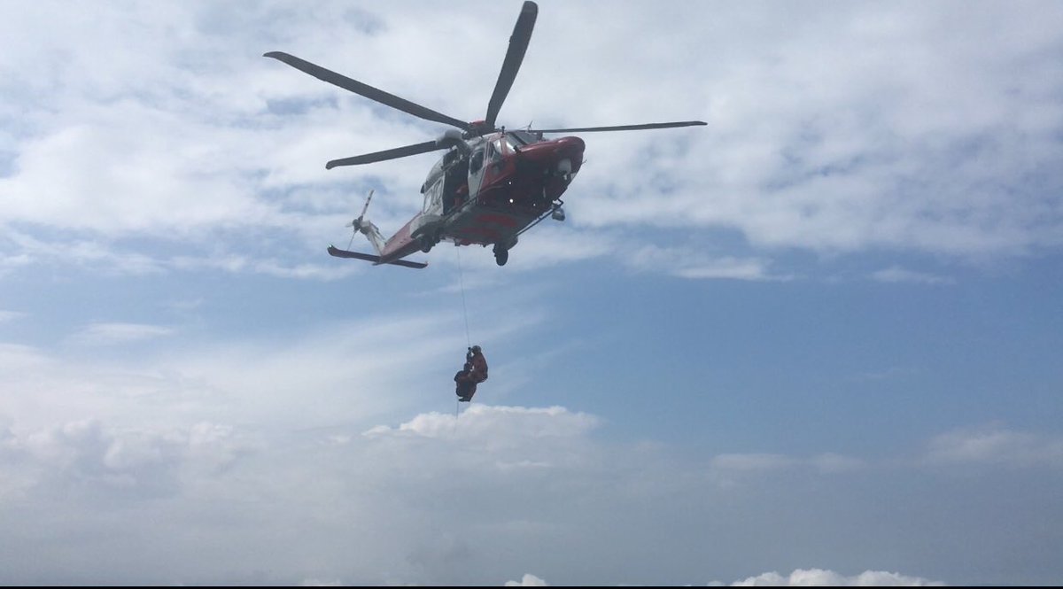 mvmeasy's tweet photo. Raising Money for @HelpforHeroes  @CalvertExmoor  @backuptrust  Ben Nevis Challenge 
@GashShaun  T5 Paraplegic had to be sadly flown off Ben Nevis by @AyrCRT Amazing Work ❤️ @MCA_media Severe Leg Fracture Video Below
https://t.co/YBydeUnKXq via @YouTube #coastguard #sar https://t.co/eUmzKZmqxs