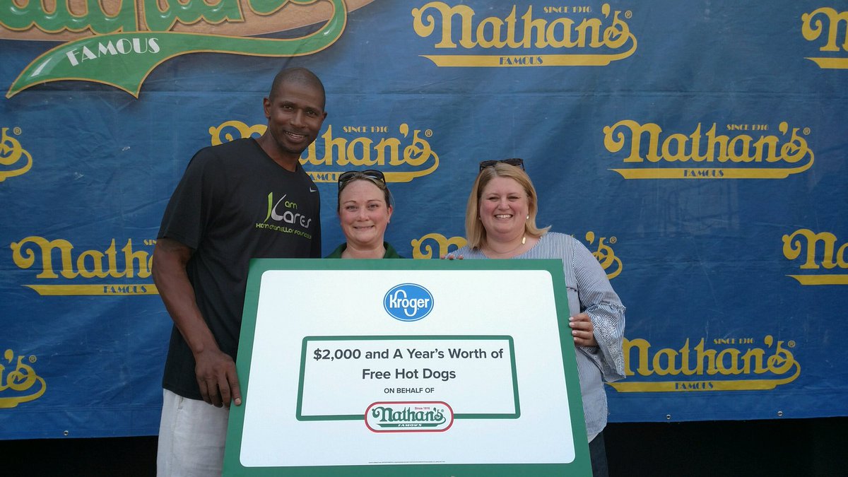 originalnathans's tweet photo. With the help of our friends at @kroger, we surprised the @KamCares Foundation today with $2,000 in Kroger gift cards and free hot dogs for a year! https://t.co/aj5RQLJJq9