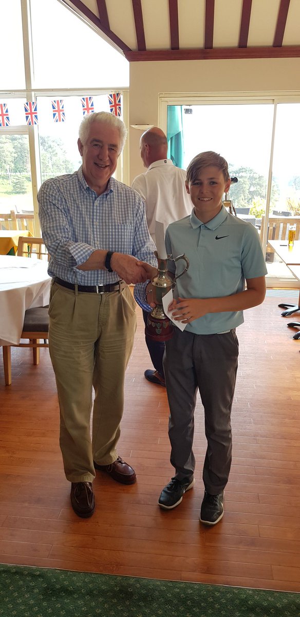 mark_tids's tweet image. Well done Jacob on winning the junior &amp;amp; intermediate competition at @ClubParkstone with a brilliant 3 under 69.