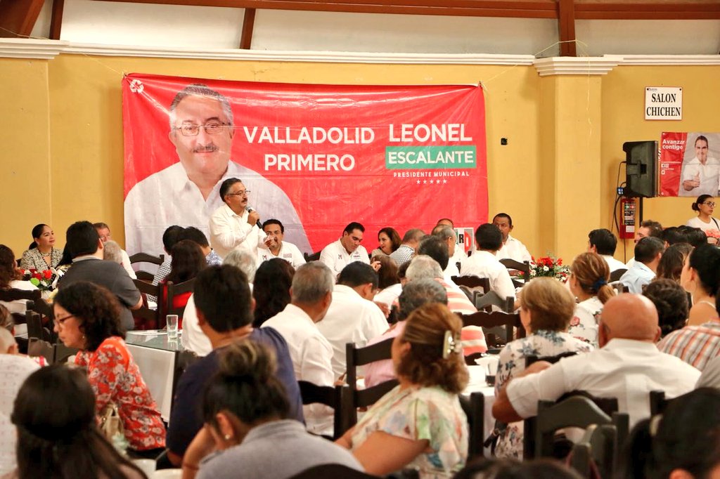 LeonelEscA's tweet photo. Agradezco la invitación a los empresarios y profesionistas vallisoletanos para compartirles mis proyectos y propuestas. En un tema quiero ser muy puntual: a partir del 2 de Julio se acabaron los colores, ¡voy a gobernar para todos! https://t.co/npBFqwGdUS