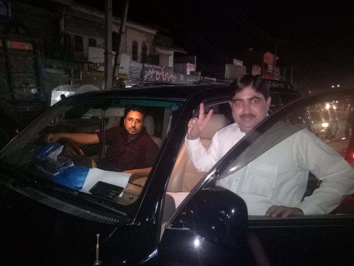 ouez9PYsO2hU5hL's tweet photo. #وقار_ممتاز_کوٹکٹ_دو. NA 53 sy pmln ko aik he admi Jeet delwa skta ha,, Raja waqar mumtaz,
Even doctor Tariq b ab ni,,
Voter ki awaz waqar mumtaz ku k mukami ha,
Kdr Gaya ap ka naara
@MaryamNSharif @SaniaaAshiq https://t.co/cMjihEkfdX