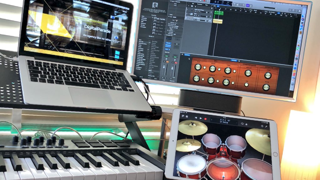 djsimmo_'s tweet photo. New production hath commenced #House #drumloops #logicprox https://t.co/WAjEd3zYnD