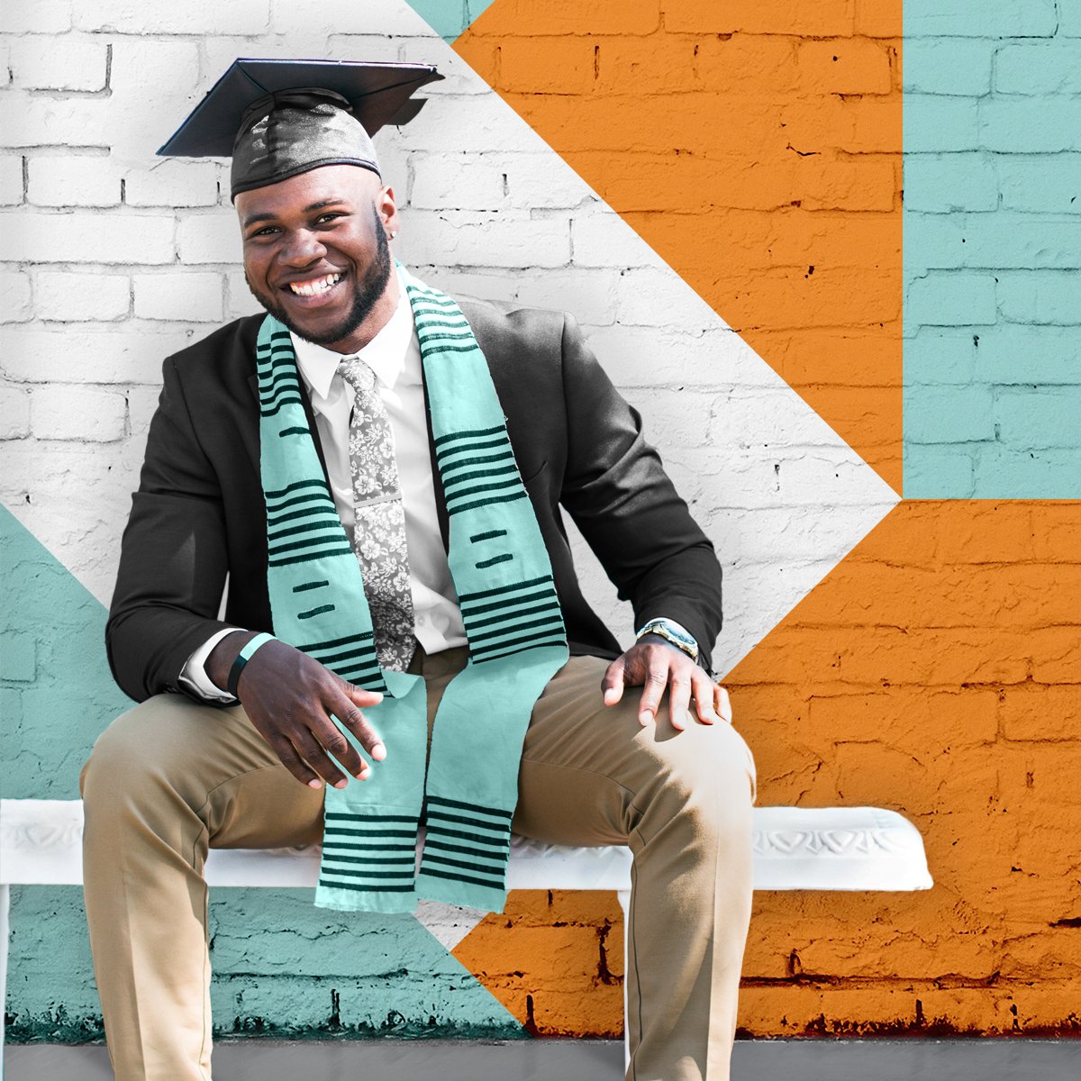 boostmobile's tweet image. 2018 #grads, congrats! We're helping you kick the celebrations into high gear with a new Moto G6 Play. Enter our Instagram giveaway now 👉🏼 boost.co/2sLFDvP