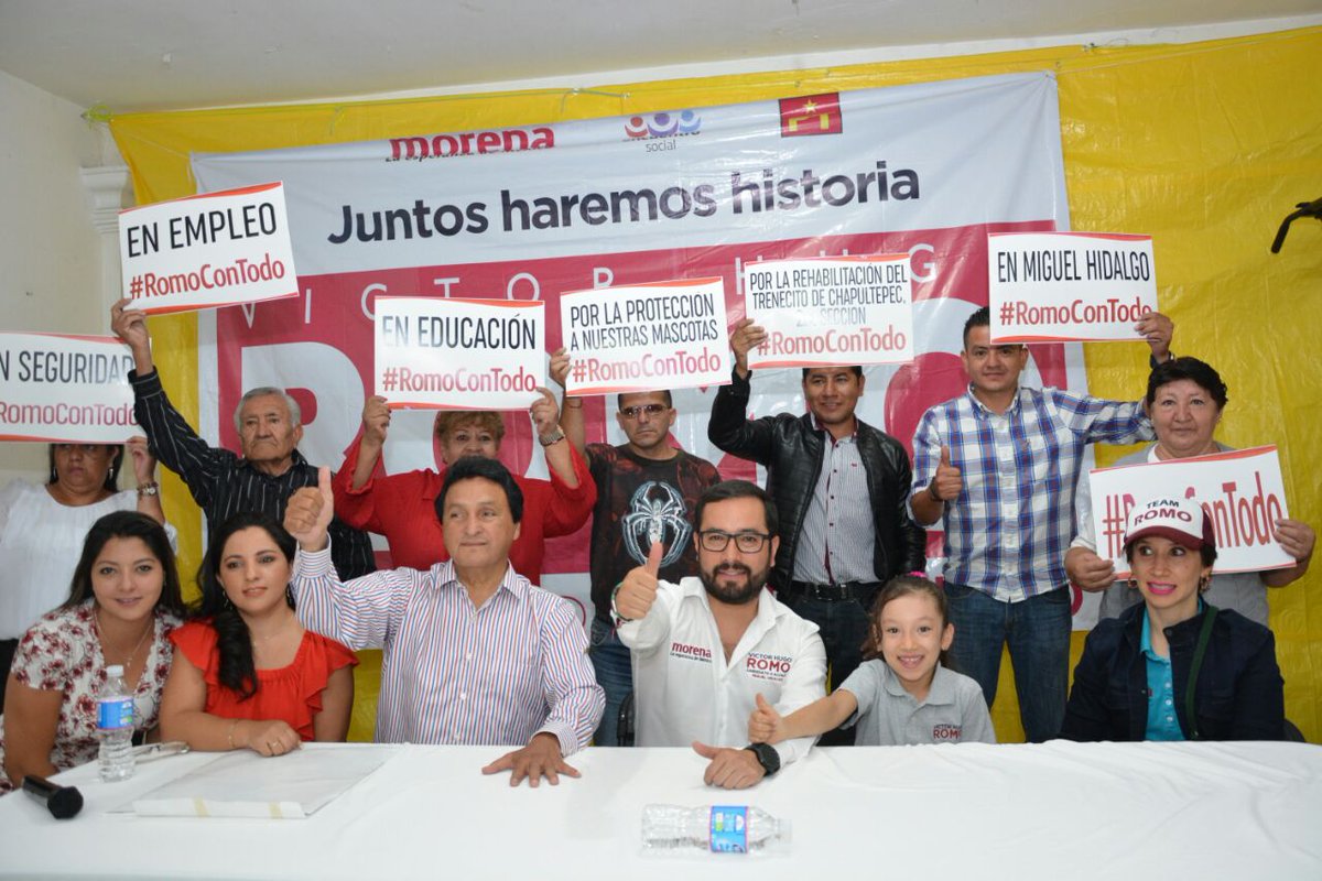 vromog's tweet photo. Los vecinos de #AmpliaciónDanielGarza nos informaron de sus necesidades y propuestas. Participando sociedad y gobierno solucionaremos más eficientemente los problemas que nos son comunes. #RomoCONTIGO https://t.co/sseAQnm1NY