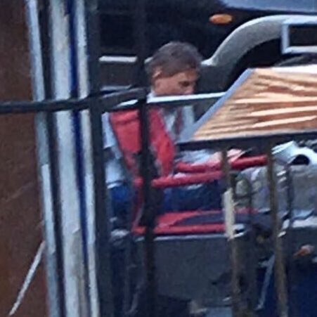 BobbyActivities's tweet photo. robert disassociating himself from the surrounding https://t.co/DCWJ0cu8fo