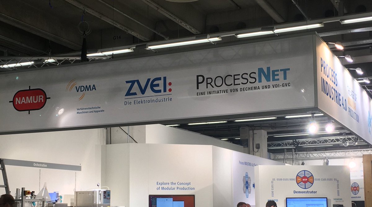 processnet_org's tweet photo. Die Ausstellungsstände und die Hallen bekommen noch die letzten Schönheitskorrekturen dann kann die #ACHEMA2018 in wenigen Stunden los gehen. Wir freuen uns zusammen mit @VDMAonline #Namur @ZVEIorg auf Ihren Besuch in Halle 9.2 Stand D41 @ACHEMAworldwide @DECHEMA @schulz_linus https://t.co/QRQCGW2oWC