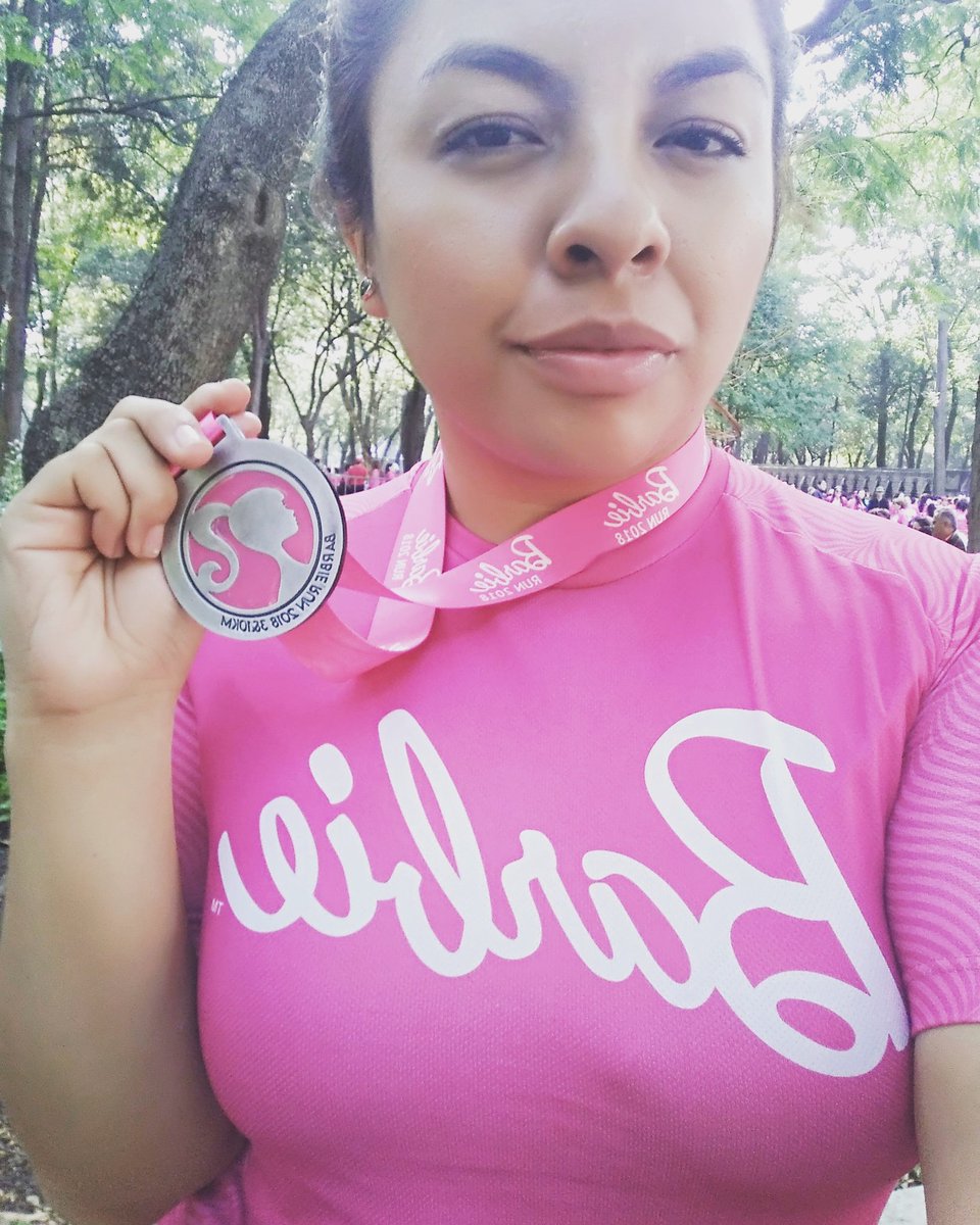 _DayanaPerez_'s tweet photo. #BarbieRun2018 https://t.co/Rhj8EUUf5C