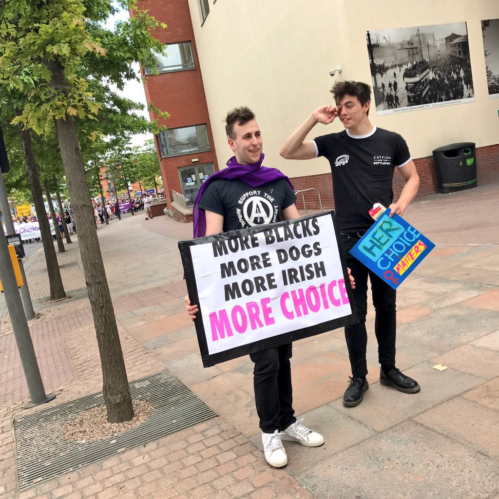 bonnersisters's tweet photo. And some men joined in the #PROCESSION2018 fun too! ๐ #PROCESSIONBelfast #Belfast #NorthIsNext #NOWforNI #menforyes https://t.co/tdjAyTFwDi