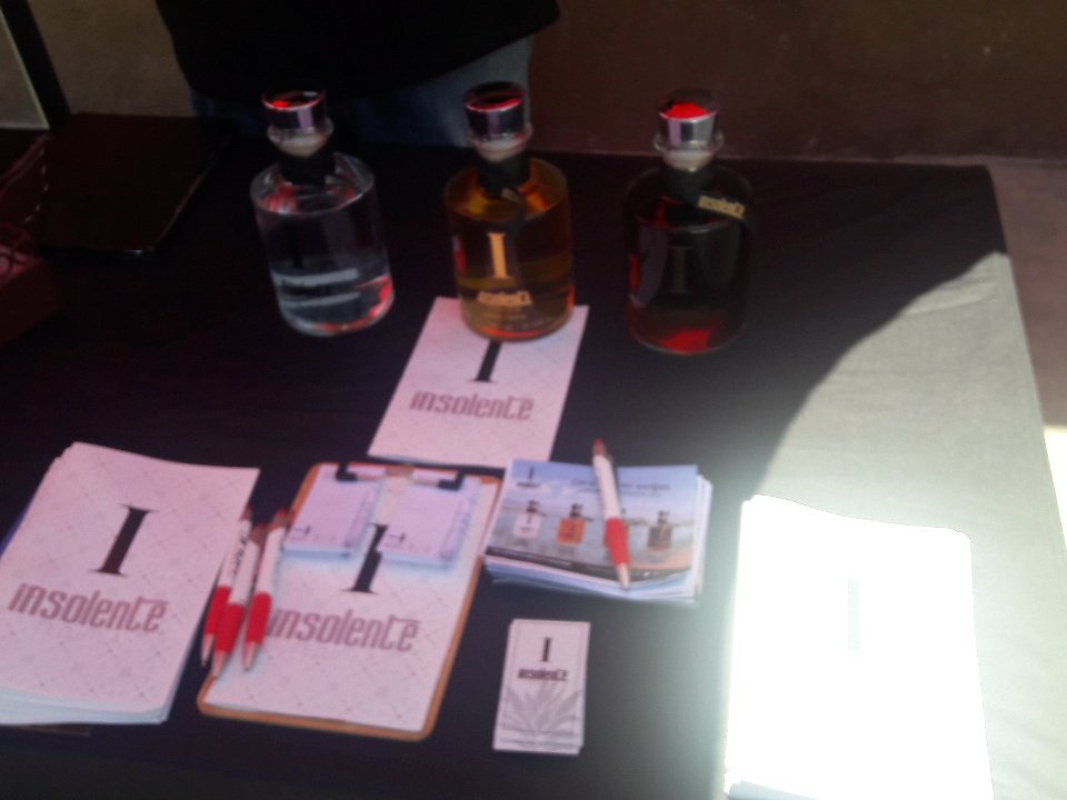 bruin7654's tweet photo. #insolentetequila #roxannes #LongBeach https://t.co/Lh8iA4rRRx