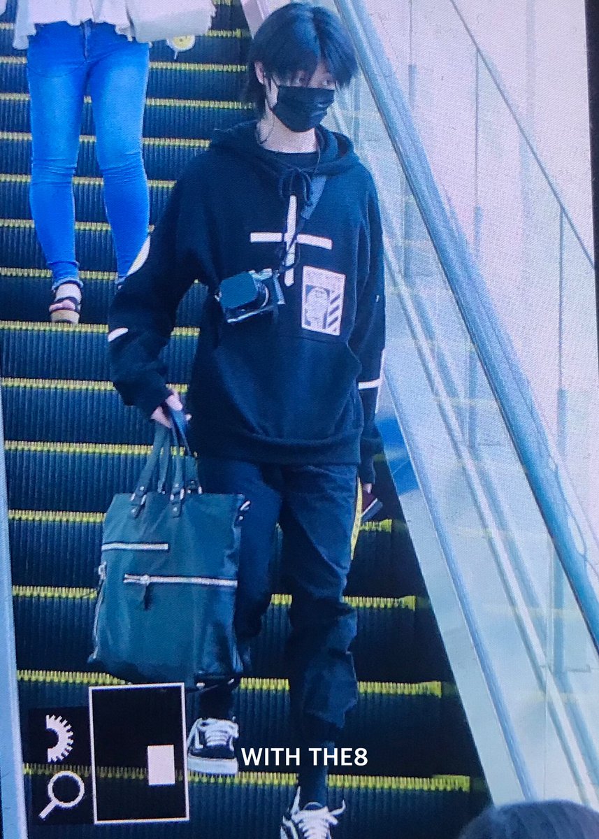 180610 

© withthe8_1107