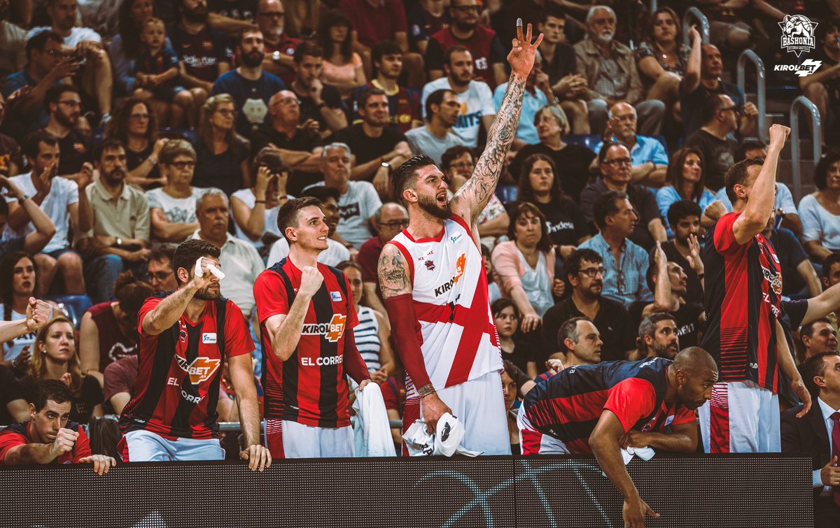 Baskonia's tweet photo. #FCBKBA | CRÓNICA 👉¡Y ahora, a por el postre! (82-88)
📝https://t.co/W2c2iNXXrA
#GoazenBaskonia #HayHambre https://t.co/YCi46x3GWQ