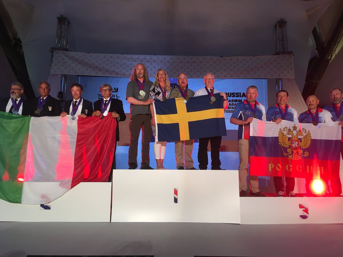 IPSC_Sweden's tweet photo. Resultat VM Dynamiskt Hagelgevär - Guldmedalj till Sverige i lag genom Johan Hansen, Marianne Hansen, Stefan Ekstedt och Dick Qvarnström. https://t.co/lVx7REptDs