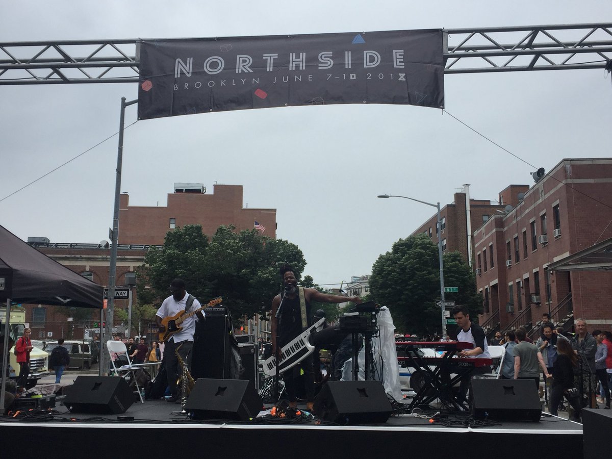 Casey Benjamin’s music lab is happening at <a href="/Apple/">Apple</a> at 4! Come through!!