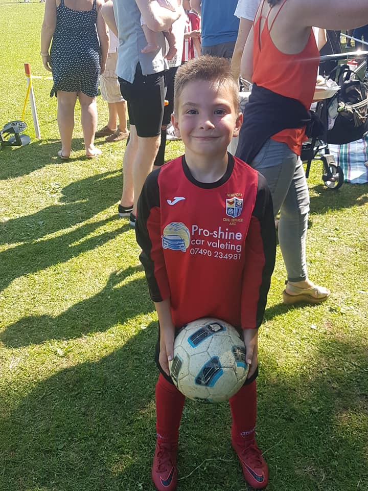 NptCivilService's tweet photo. Sunday 10th June 2018
Newport Civil Service A.F.C U8s at the Brislington Tournament - Photos 1
#NewportCivilService
#NPTCivilService
#NPTCivil
#CivilNPT
#GrassrootsFootball
#Tournaments
#Festivals
#Football
#England https://t.co/pusNgLsaCQ