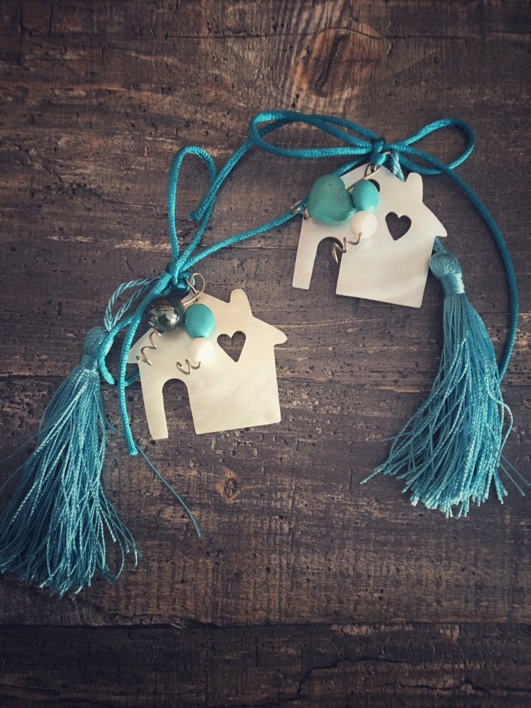 mantelida's tweet photo. #handmade 🌴summer charms!!! ⛵️⚓️ #mantelida #charms #summercreations https://t.co/KVJr9ePJHT