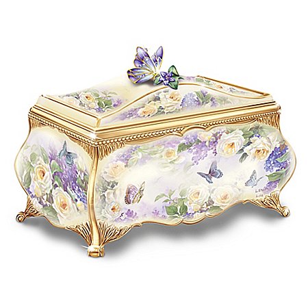 Beautiful Treasures From Lena Liu Heirloom #Porcelain #Music #Box westcoastwebsite.com/beautiful-trea… #22KaratGold #Antique #Butterflies #Butterfly #Floral #Flowers #Gold #HeirloomPorcelain #LenaLiu #MusicBox #Musical #OnTheWingsOfLove