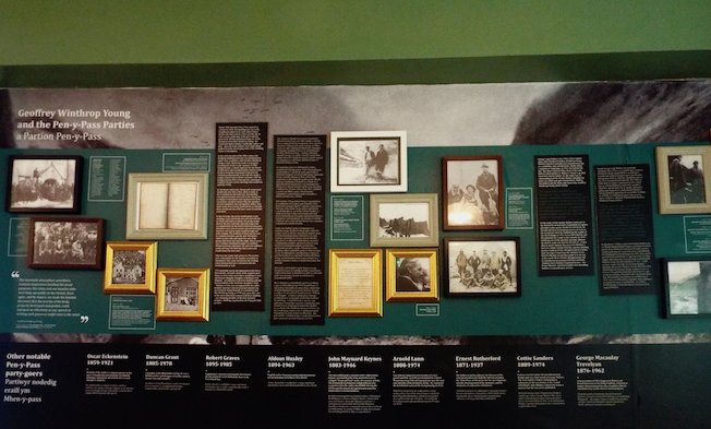 careertraveller's tweet photo. Commemorating 'the likes of famous Pen-y-Pass climbers including Aldous Huxley and Geoffrey Winthrop Young' @YHASnowdonPYP @YHAOfficial #GeorgeMallory #travelblog #Snowdon #Snowdonia #hikingadventures https://t.co/SqqpMyav94