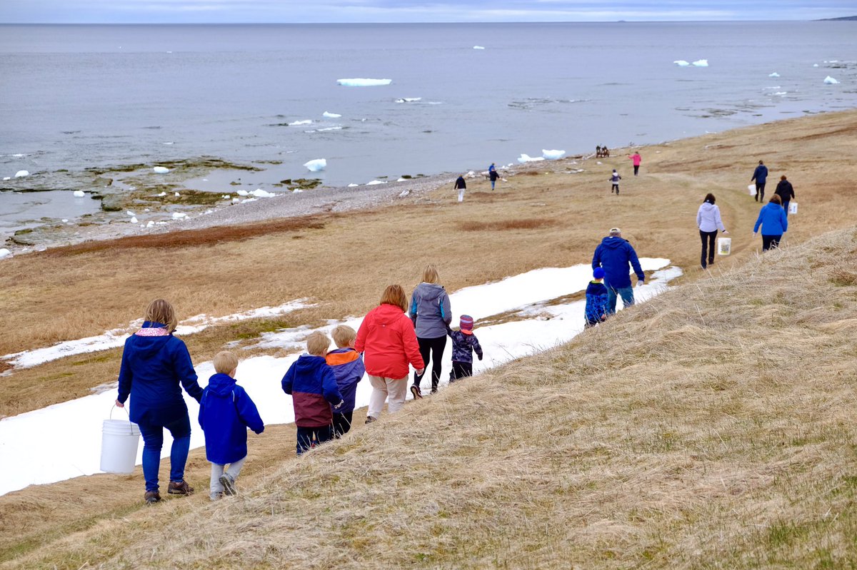 LabradorStraits's tweet photo. Fantastic afternoon with the finest folk at the Point Amour #Lighthouse.  Beach cleanup for #WorldOceansDay, great activities and treats for all!  Thanks to Bonnie and here crew - Dawn, Aggie, Valerie and Anna.  Awesome ambassadors for @seethesites.  Thanks so much! https://t.co/jHHqHa1a0T