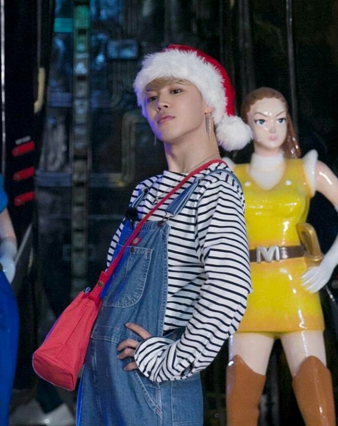 Annekeputrii's tweet photo. @BTS_twt Jimin❤️❤️ https://t.co/peBWA3xvck