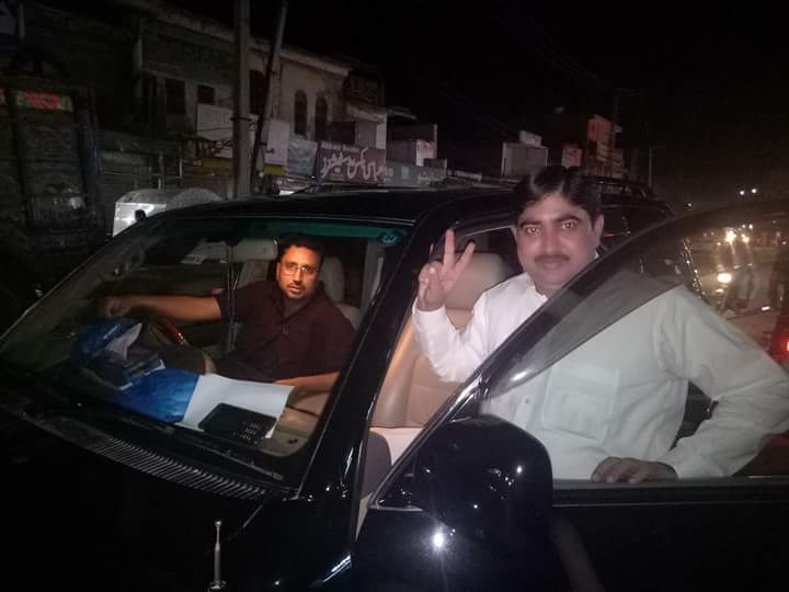 ForceNawaz's tweet photo. #وقار_ممتاز_کوٹکٹ_دو
@MaryamNSharif
راجہ وقار ممتاز لاہور روانہ
انشاءاللہ ٹکٹ آپ کا حق ہے https://t.co/AbOgP1KHHg