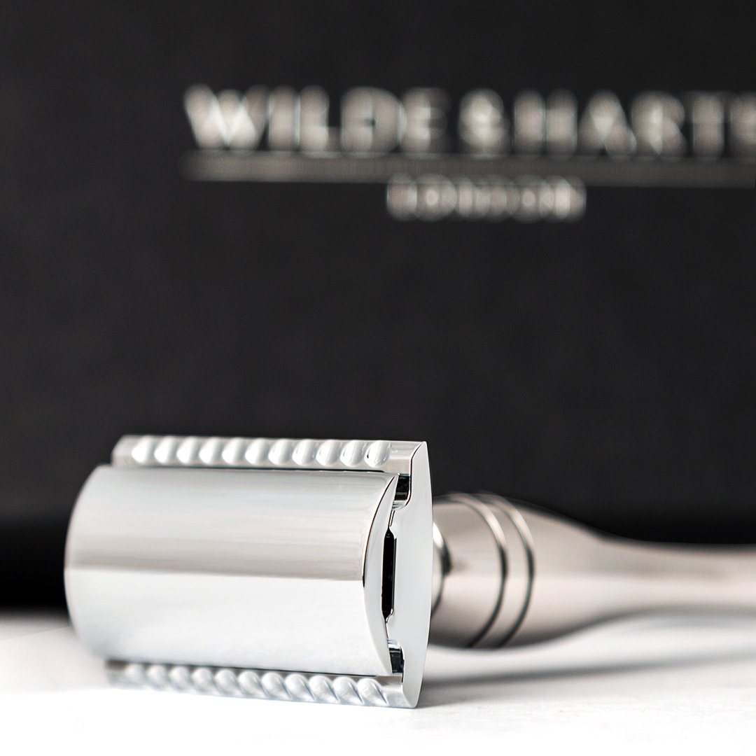 Behold the beauty of a #wildeandharte #safetyrazor from the exquisite Osterley Collection #madeinuk #madeinbritain #mensgrooming #mensgifts #fathersday2018