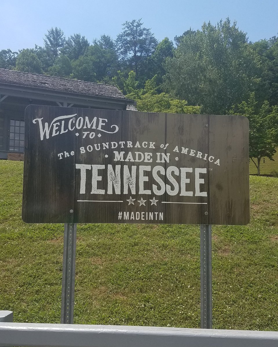 remainanchored's tweet photo. Finally made it into Tennessee! Excited and blessed to be attending the 2018 GMA Immerse conference with our G2 Music family this week! #remainanchored #G2Music #RAinHim #PaulaandAngie #TeamPAMM #GMAImmerse #GodisGood #Blessings #christianrock #gospel #positivemusic https://t.co/dyU0ph9xgQ