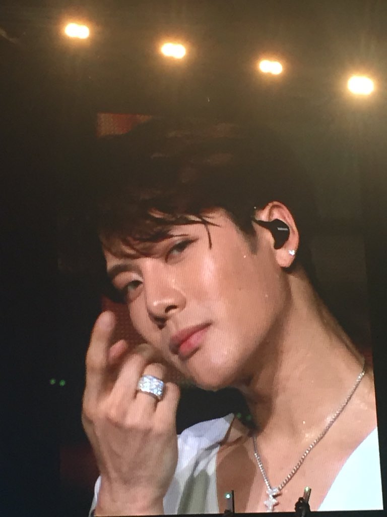 Seonghwa got my heart tweet media