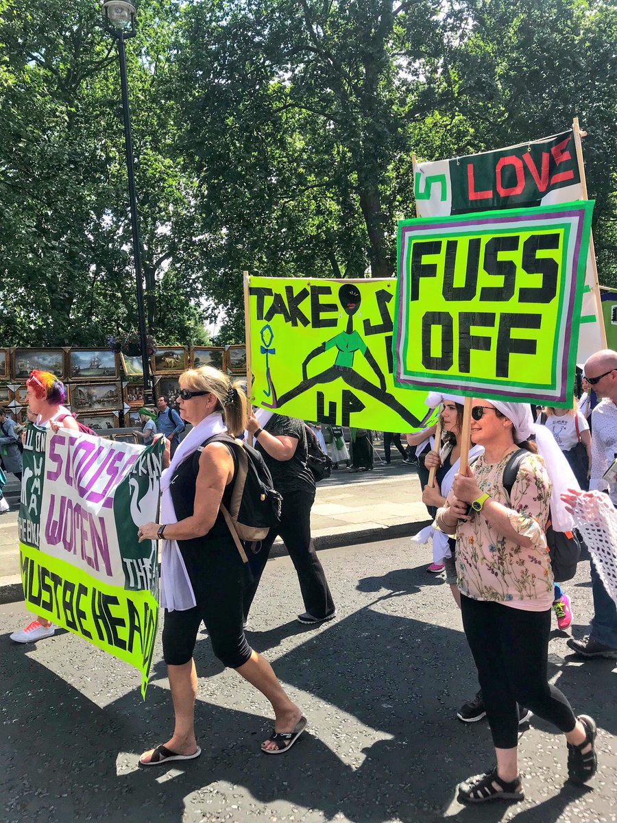 spec_cities's tweet photo. Celebrating what #suffragettes did for us 100 years ago. πΊπΊ Incredible women and amazing artwork. #processions2018 #processionsldn @processions2018 @1418NOW https://t.co/a2LR2KB8wF