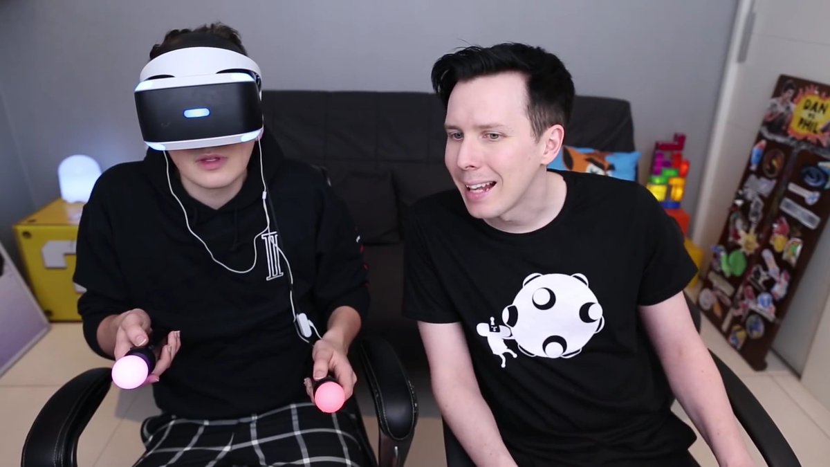 TronlerMunchkin's tweet image. is meaty lads the new ladydoor or is meaty lads the new ladydoor?  @danielhowell @AmazingPhil