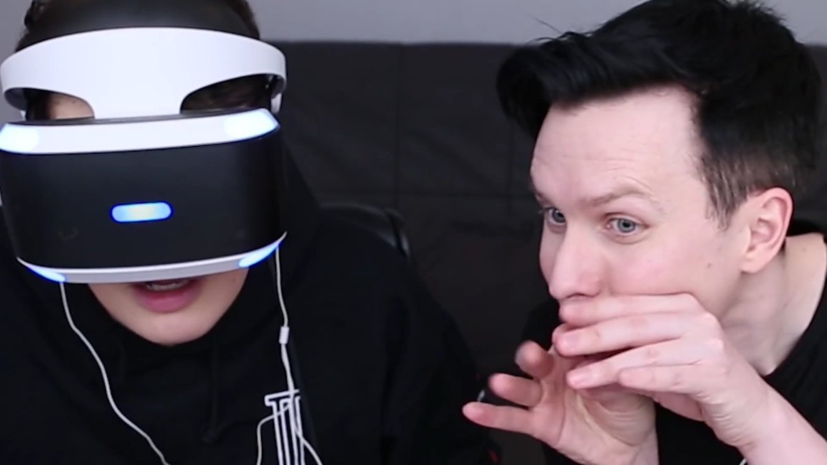 TronlerMunchkin's tweet image. is meaty lads the new ladydoor or is meaty lads the new ladydoor?  @danielhowell @AmazingPhil