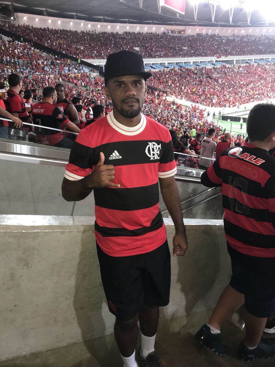 ReneFla90's tweet photo. PAIXÃO que arde sem para , É ÉH MENGO tengo no meu quengo é só FLAMENGO 🔴⚫😅 #SegueOLíder #FLAxPRC #CRF @Flamengo https://t.co/GvVq7uaX5C
