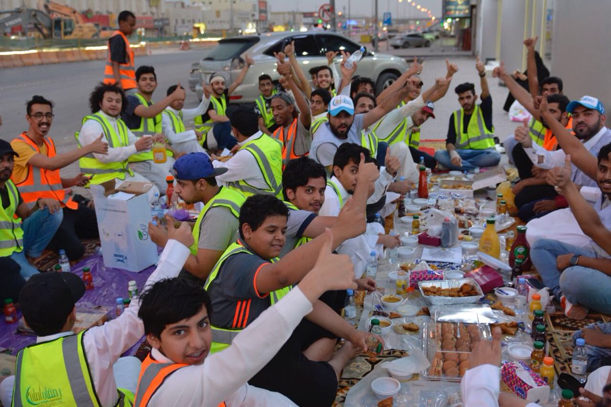 MWS1996's tweet photo. الايام الجميلة تنقضي بسرعة ... #رمضان_امان https://t.co/7RncQUcsFv