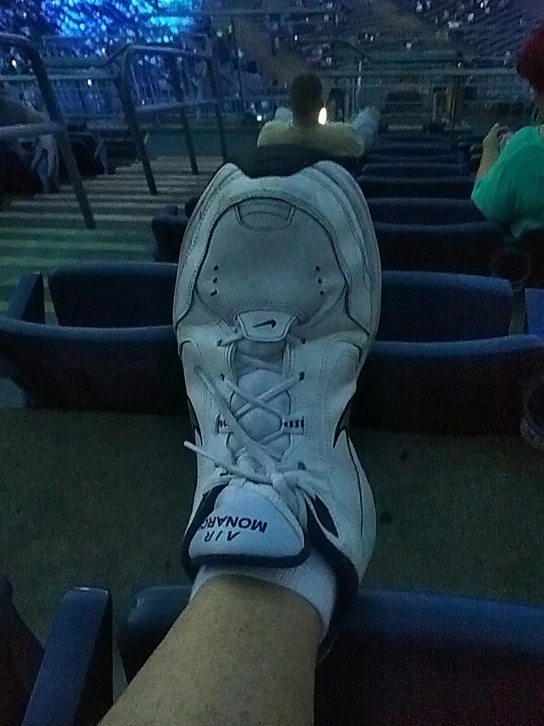 rustyjay72's tweet photo. @DurangoBoots got rolled for my boots, left me with these instead....  Help! #durango https://t.co/X61CDYdkAy