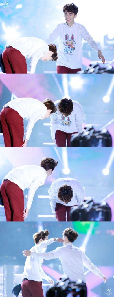 Paole12's tweet photo. 1. Por su humildad 

 #30ReasonsWithEXO #30forDO https://t.co/s3CS9RN81e
