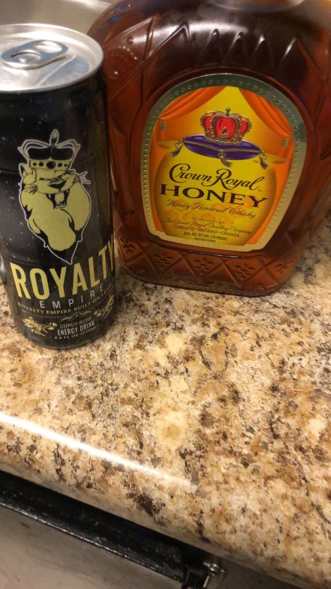#honeycrown and #RoyaltyEmpireEnergyDrinks let’s try it!!!
