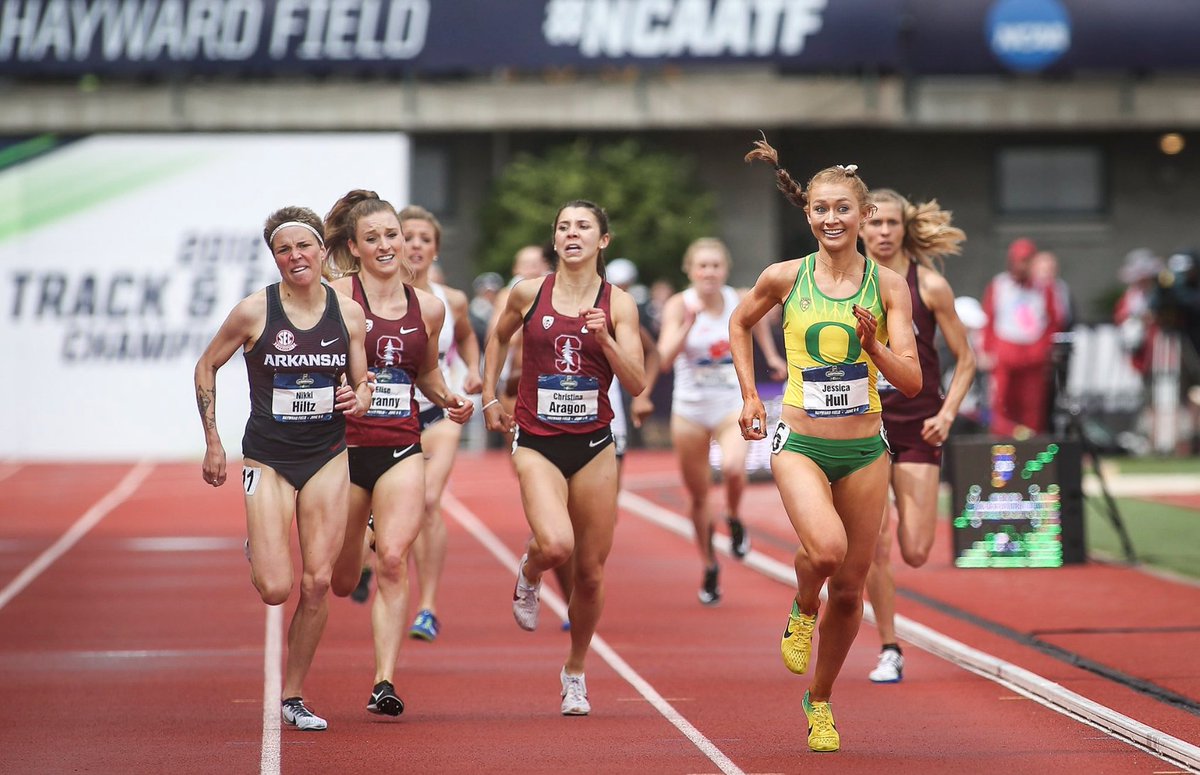 CrossProb's tweet photo. Jessica Hull just took the title for most photogenic runner of all time. https://t.co/AH2cMgNB13