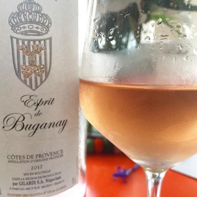 Hot Sunday afternoon = rosé 👍 #wine ift.tt/2Juo2ia