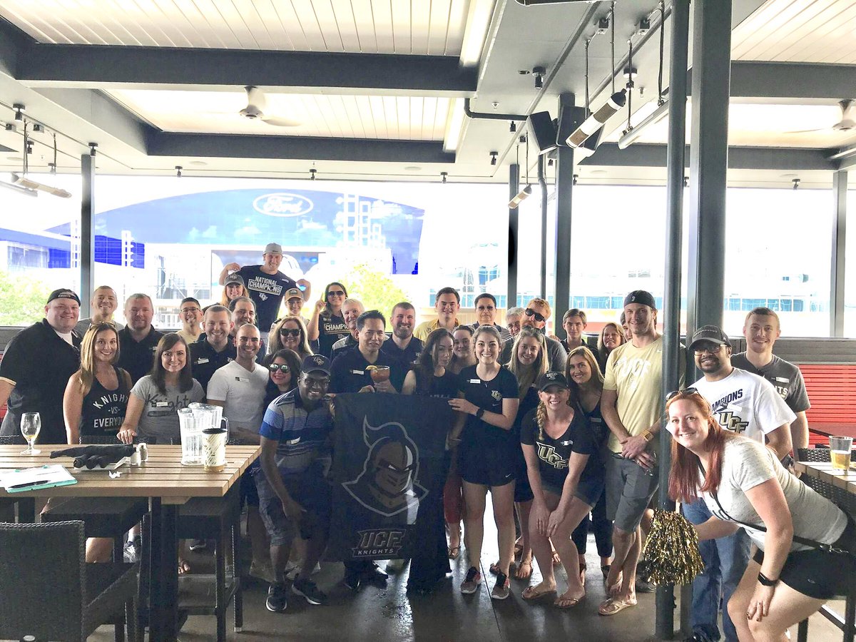 DFWUCFAlumni's tweet photo. We had an awesome crew of old friends and some new faces today at @CityWorksFrisco. Knights in DFW are getting Heuped for football season! #ChargeOn https://t.co/eYLFHKN9GQ