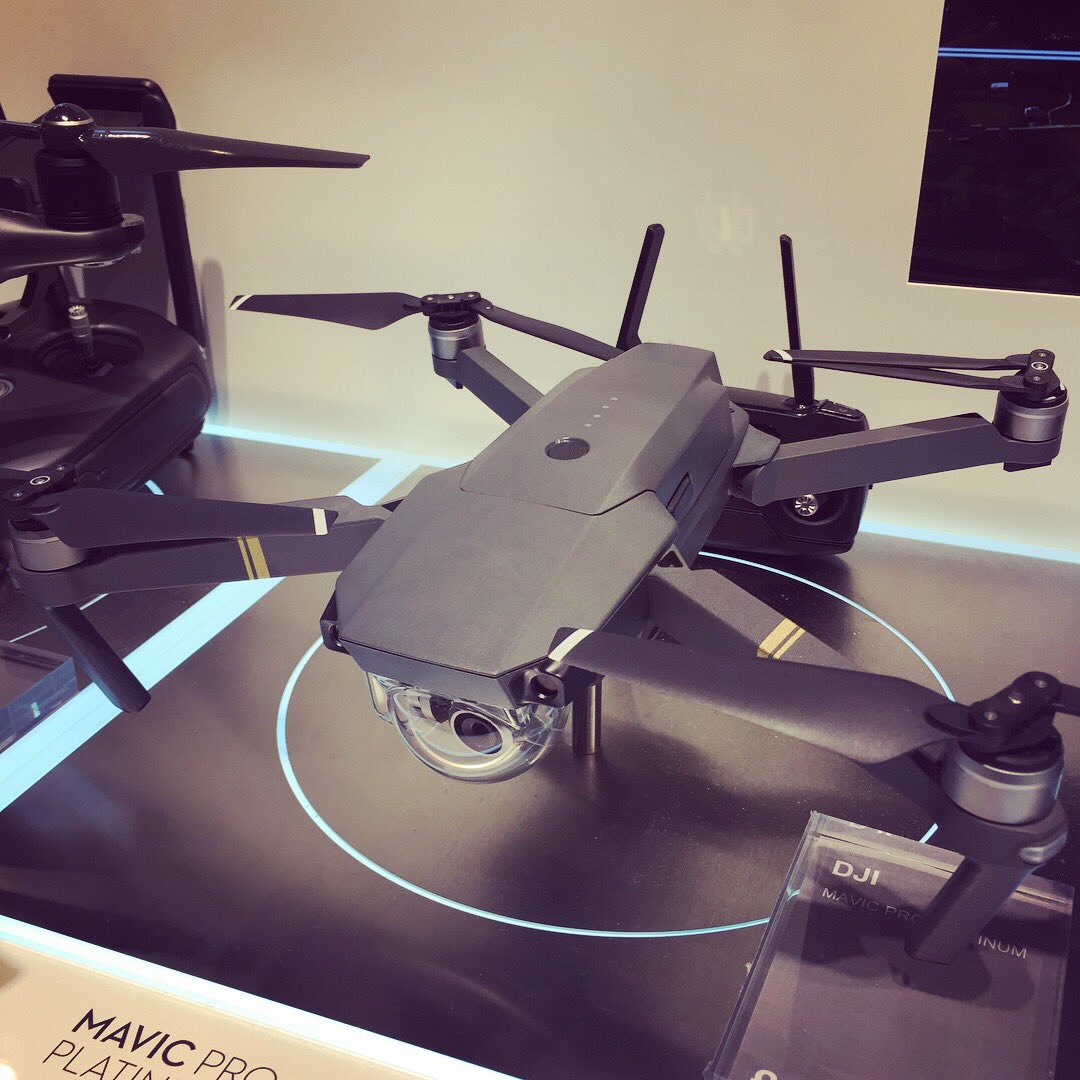 ryaniwk's tweet photo. Should I treat myself to one of these? π
.
.
#djimavicpro #dji #mavicpro #iwantthis #drone #drone #djidrone #gift #goftidea #justsaying @DJIGlobal @dji https://t.co/0K6n8jly3b