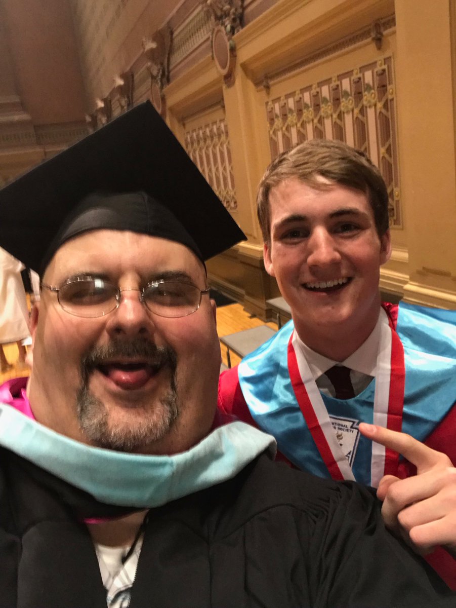 airesenglish10's tweet photo. Shared a stage with this young stud! Honored to do and his speech brought the thunder! https://t.co/GuksIbooRf