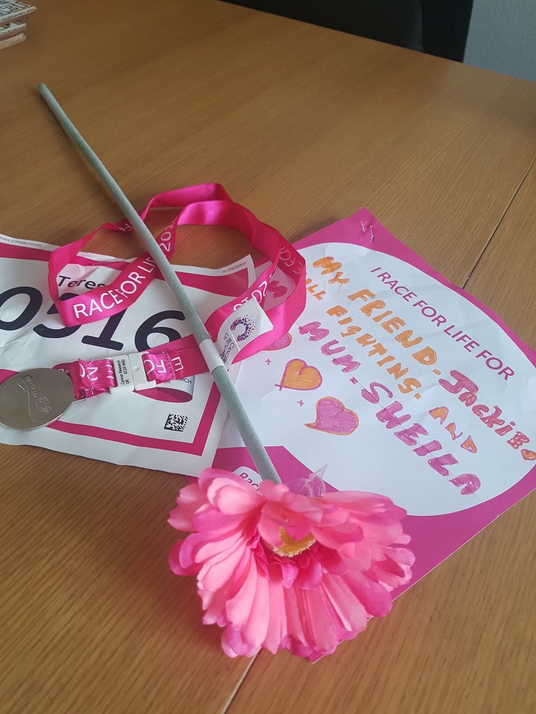 Inspirational morning at ‘Race for Life’ Bournemouth. With inspirational ladies ❤️