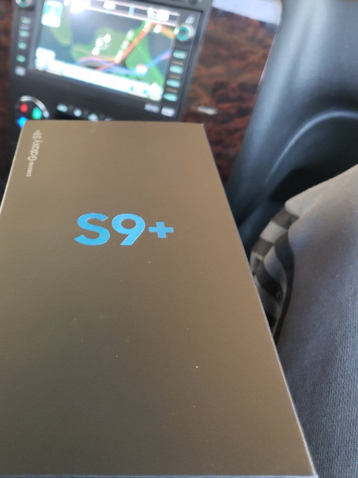 unlockjunky's tweet photo. Unlockjunky - "Should we give away a brand new galaxy s9 plus?"

Customer - " Yes, you should!"

Unlockjunky - " Say no more!"

LIKE this post if you are interested in learning how to enter our Galaxy S9+ giveaway!

DONT MISS OUT!

#s9plus #Frpunlock #giveaway #Unlockjunky https://t.co/lN5ydfFNe8