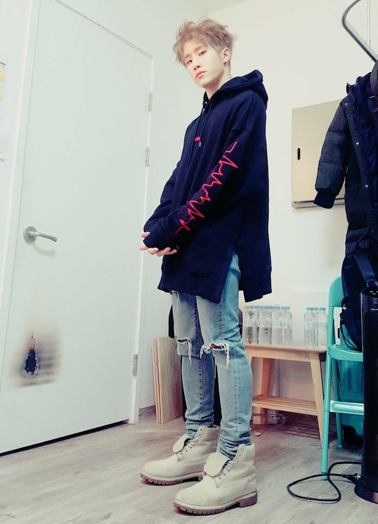 ddocayah's tweet photo. jinjin #astro https://t.co/pjCTUp31yY
